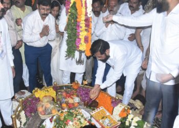 बळीराजावरचे संकट दूर कर, राज्यभर समाधानकारक पाऊस पडू दे – मुख्यमंत्री एकनाथ शिंदे यांची भीमाशंकराकडे प्रार्थना