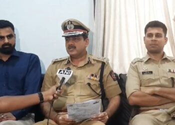 अफवांवर विश्वास ठेऊ नये; शांतता व सामाजिक सलोखा राखावा; कोल्हापूर परिक्षेत्राचे विशेष पोलीस महानिरीक्षक सुनील फुलारी यांचे आवाहन