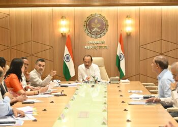Deputy Chief Minister Ajit Pawar : उपमुख्यमंत्री अजित पवार यांच्याकडूनराज्यातील विकासप्रकल्पांचा आढावा