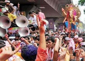 GANESH UTSAV 2023 : गणेशोत्सवात ध्वनिक्षेपक वापरासाठी 6 दिवस परवानगी