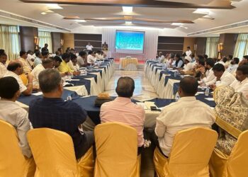 Reservation Council : मराठा आरक्षणाबाबत तज्ञांची आरक्षण परिषद संपन्न; आंदोलन ऐवजी कायदेशीर लढा ताकदीने लढण्याची आवश्यकता