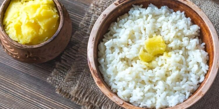 HEALTH : तुपाचा आहारात जास्त उपयोग केल्याने फायदा होण्याऐवजी नुकसान होऊ शकते, वाचा हि माहिती