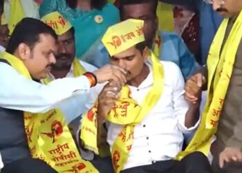 OBC अन्नत्याग उपोषण अखेर मागे…! उपमुख्यमंत्री देवेंद्र फडणवीस उपोषण स्थळी दाखल