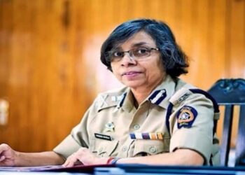 ज्येष्ठ IPS अधिकारी रश्मी शुक्ला महाराष्ट्राच्या नव्या पोलीस महासंचालकपदी नियुक्त