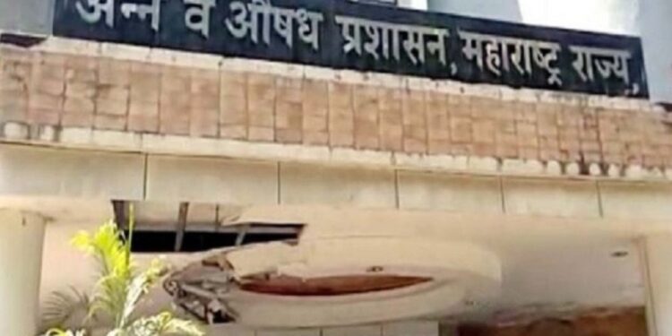 अन्न व औषध प्रशासनातर्फे धडक मोहिमेत गणेश उत्सव कालावधीत अन्नपदार्थांचा 31 लाख रुपयांचा साठा जप्त