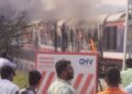 Fire Incident : नगर-आष्टी रेल्वेला वाळूंज जवळ 5 डब्यांना भीषण आग; आगीत रेल्वेचे मोठे नुकसान