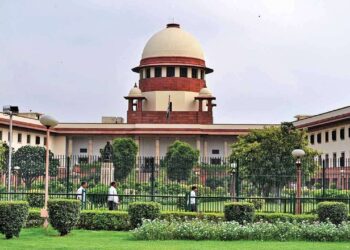 Supreme Court : मीडियाशी कमी बोला, काम करा, ही शेवटची संधी, सुप्रीम कोर्टाचा राहुल नार्वेकरांना इशारा