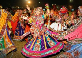 NAVARATRA UTSAV 2023 : नवरात्रीत गरभा का खेळला जातो ? जाणून घ्या हि रंजक माहिती