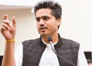 आमदार रोहित पवार यांचा तरुणांसाठी संघर्ष सुरु; बेरोजगारी, रखडलेली नोकर भरती यांसारख्या प्रमुख मागण्यासाठी युवा संघर्ष मोर्चाला प्रारंभ