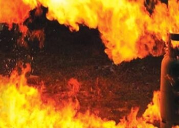 Mumbai LPG Gas Cylinder Blast Bandra