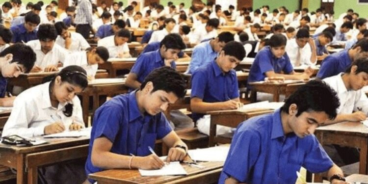 10th-12th Exam : विद्यार्थ्यांनो तयारीला लागा ! 10वी, 12 वीच्या परीक्षांच्या तारखा जाहीर