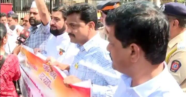 MARATHA RESERVATION : ” सरकार फक्त वेळ काढूपणा करतय, अधिवेशन का बोलावत नाही…?” मराठा आरक्षणासाठी सर्वपक्षीय आमदार आक्रमक