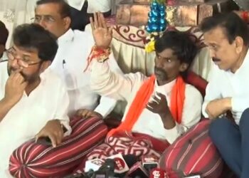 मनोज जरांगे यांची प्रकृती खालावली; किडनी आणि लिव्हरला सूज, डॉक्टरांनी दिली ‘हि’ माहिती, वाचा सविस्तर