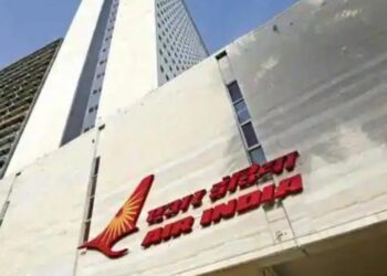 नरिमन पॉइंट येथील एअर इंडियाची इमारत लवकर ताब्यात घेणार; एअर इंडियाचे बुडीत उत्पन्न व दंड माफ