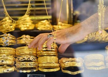 GOLD RATE : सोन्या-चांदीच्या दरात घसरण, जाणून घ्या काय आहे तुमच्या शहरात आज 24 कॅरेट सोन्याचा भाव