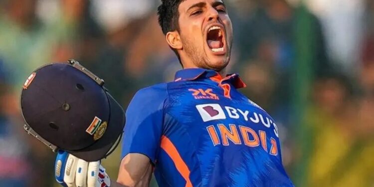 India vs New Zealand : वानखेडेवर शुभमन गिलची बॅटची तुफान फटकेबाजी, विश्वचषकातील चौथे अर्धशतक