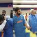 PM NARENDRA MODI : ‘संपूर्ण देश तुमच्या पाठीशी उभा !’, फायनल हरल्यानंतर Team India च्या ड्रेसिंग रूममध्ये पोहोचले PM MODI, शामीच्या पाठीवर शाब्बासकीची थाप