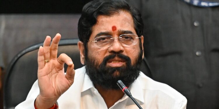CM EKNATH SHINDE : सामान्यांना निःशुल्क आरोग्य सेवेसाठी मुंबई महानगरपालिकेच्‍या रुग्‍णालयांत ‘Zero Prescription Policy’ राबवा – मुख्यमंत्री एकनाथ शिंदे