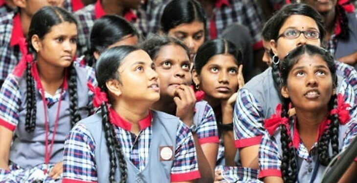 Minister Atul Save : 21 हजार OBC विद्यार्थ्यांना ज्ञानज्योती सावित्रीबाई फुले आधार योजनेचा मिळणार लाभ; प्रतिवर्षी 60 हजार मिळणार, काय आहे योजना, वाचा सविस्तर
