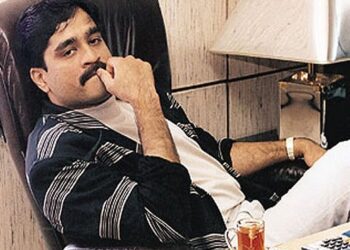 बातमी दाऊदची : Dawood Ibrahim ला विषबाधा ? घरीच घेतोय उपचार ! तर 27 डिसेंबरला वाढदिवसासाठी खास पाहुण्यांना पार्टीच निमंत्रण…उलट सुलट चर्चांना उधान ! नेमकं काय घडतंय ?