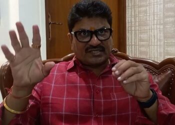 Kailash Gorantyal Criticism Nitesh Rane : ” नितेश राणे वेडा आहे, सलीम कुत्ता केव्हाच मेलाय…! ” आमदार कैलास गोरंट्याल यांचा राणेंच्या ‘त्या’ वक्तव्यावर घणाघात