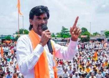 Maratha Reservation : “देव जरी आडवा आला तरी मराठ्यांना ओबीसी आरक्षणात जाण्यापासून रोखू शकणार नाही…! ” जरांगे पाटील यांनी दिला ‘हा’ थेट इशारा