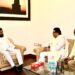 Raj Thackeray Meets Chief Minister : या ‘वर्षा’तील भेटी ! पुन्हा राज ठाकरे मुख्यमंत्र्यांच्या भेटीला; अनेक विकासात्मक मुद्यांवर बैठक, पण राजकीय वर्तुळात वेगळीच चर्चा