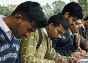 Talathi Recruitment Results : 8 लाख उमेदवार तलाठी भरती परीक्षेच्या निकालाच्या प्रतीक्षेत; निकाल ‘या’ महिन्यात लागणार
