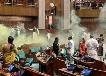 Parliament Intrusion Case : ‘या’ कारणासाठी आरोपींनी संसदेत केली होती घुसखोरी; ललित झा नाही तर ‘हा’ होता मास्टरमाइंड !