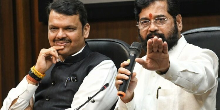 Davos Conference : 3 लाख 10 हजार कोटी गुंतवणूक महाराष्ट्रात होणार ! मुख्यमंत्र्यांची प्रमुख उद्योजक, गुंतवणूकदार, विविध देशांच्या नेत्यांसमवेत चर्चा