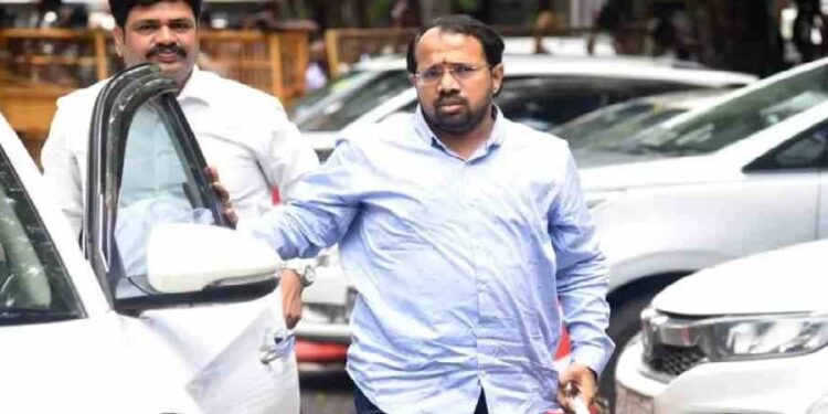 Big Breaking : खिचडी घोटाळा प्रकरणी सूरज चव्हाण यांना 22 जानेवारीपर्यंत ED कोठडी