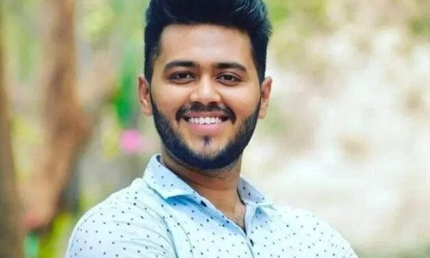 चंद्रपुरात धक्कादायक हत्याकांड : शिवसेना ठाकरे गटाच्या युवासेना शहरप्रमुख शिवा वझरकर यांची हत्या