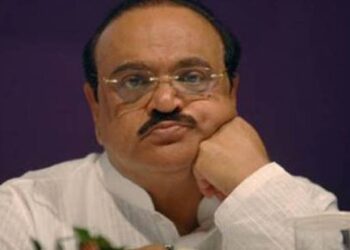 मुख्यमंत्री म्हणतात जरांगेंच्या सर्व मागण्या मान्य ! छगन भुजबळ करतात विरोध,आणि आता पुन्हा स्वपक्षातून भुजबळांच्या हकालपट्टीची होते मागणी… वाचा नेमकं प्रकरण