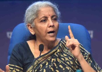 Budget 2024 Updates : अर्थमंत्री निर्मला सीतारामन यांची अंतरिम अर्थसंकल्प सादर करण्यास सुरुवात, वाचा ठळक मुद्दे