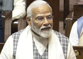 PM Narendra Modi : ” स्वातंत्र्यानंतरही देशात गुलामगिरीच्या मानसिकतेला कोणी प्रोत्साहन दिले..? ” राज्यसभेत पंतप्रधान नरेंद्र मोदींची काँग्रेसवर कडाडून टीका