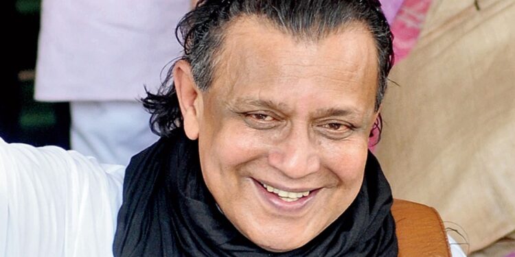 Mithun Chakraborty : ज्येष्ठ अभिनेते मिथुन चक्रवर्ती प्रकृती अस्वास्थ्यामुळे रुग्णालयात दाखल