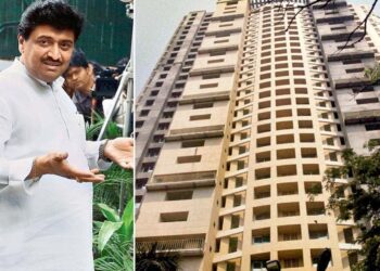Adarsh Scam : चव्हाण यांच्या राजीनाम्यानंतर गंभीर आरोप : …म्हणून अशोक चव्हाण भाजपमध्ये जाणार का? केंद्राच्या श्वेतपत्रिकेत आदर्श घोटाळ्याचा उल्लेख, नेमका काय आहे ‘आदर्श घोटाळा’? वाचा सविस्तर