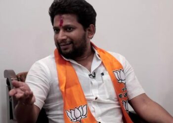 MP Sujay Vikhe-Patil : ” जयंत पाटील शरद पवारांसोबत किती दिवस थांबणार ? शेवटचा डाव…! ” नेमकं काय म्हणाले खासदार सुजय विखे,वाचा सविस्तर