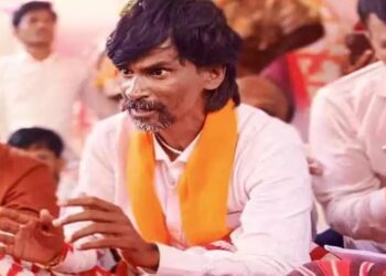 Maratha Reservation : मनोज जरांगे पाटील आपल्या निर्धारावर ठाम ! मराठ्यांना ओबीसीतून आरक्षण मिळवूनचं देणार