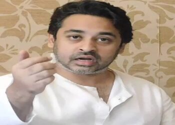 मोठी बातमी : पुण्यातील डेक्कनमधील निलेश राणेंच्या मालकीच्या मॉलवर महानगरपालिकेची कारवाई; तब्बल साडेतीन कोटी थकबाकी