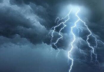 Weather Forecast : राज्यात पुन्हा अवकाळी बरसणार; ‘या’ भागात मेघगर्जनेसह पावसाची शक्यता