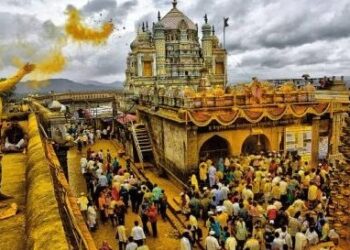 JEJURI : जेजुरी गडावर जाण्याचा मार्ग सुखकर होणार; मंदिरातील विकास कामांना वेग, वित्तमंत्री अजित पवार यांची माहिती, वाचा सविस्तर