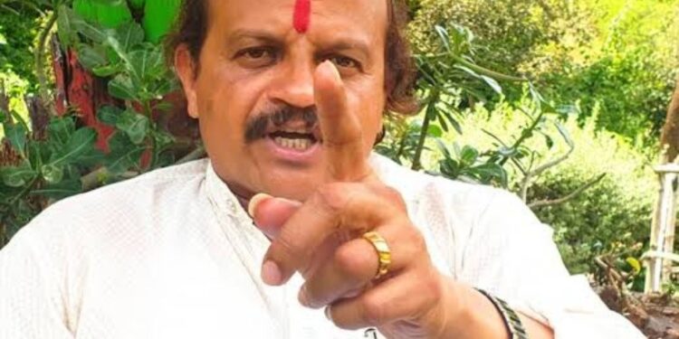 Vasant More : ” पुण्यात वॉशिंग मशीन नको..! ” वसंत मोरेंचे सूचक वक्तव्य, काल शरद पवार आणि आज संजय राऊत यांच्यासोबत अर्धा तास चर्चा