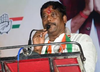 Pune Lok Sabha Elections : महाविकास आघाडीकडून काँग्रेसच्या वतीने पुण्यातून अखेर रवींद्र धंगेकरांच्याच नावावर शिक्कामोर्तब