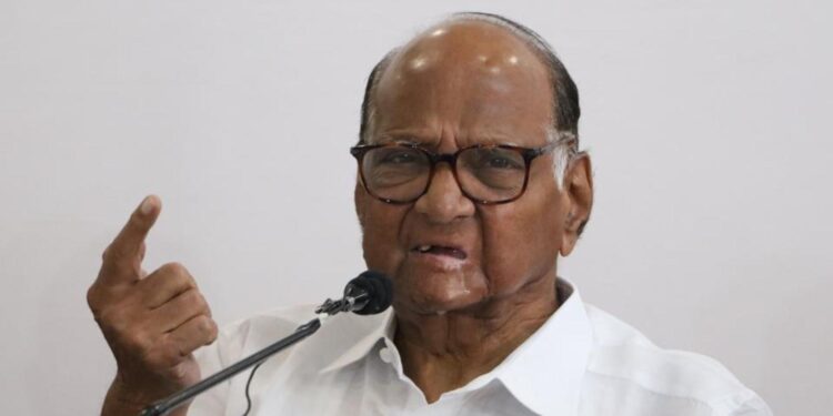 Lok Sabha elections 2024 : ” दिसताय त्यापेक्षा अधिक लोक आमच्या सोबत येणार.. ! ” शरद पवारांचा गौप्यस्फोट, ‘या’ नेत्यांची घरवापसी होणार ?