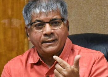 Lok Sabha Elections 2024 : प्रकाश आंबेडकरांचा मोठा डाव ! वंचित बहुजन आघाडी स्वतंत्रपणे लढणार; पहिल्या टप्प्यातील उमेदवारांची यादी जाहीर