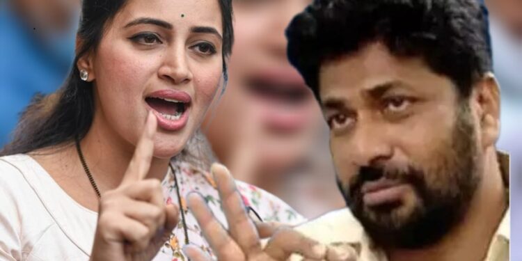 Amravati Lok Sabha Elections : विद्यमान खासदार नवनीत राणा यांना तिकीट मिळाले पण संकटं कमी होईनात; बच्चू कडूंचा प्रचाराला थेट नकार…