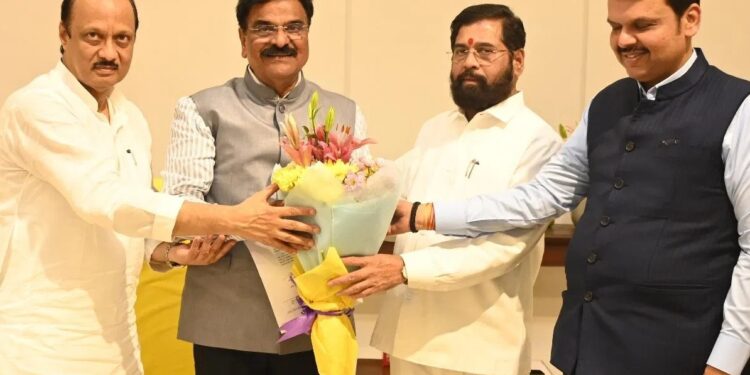 Baramati Lok Sabha Elections : हुश्श… विजय शिवतारे यांची तलवार म्यान ! बारामतीतून पवार विरुद्ध पवार लढतीचा मार्ग मोकळा