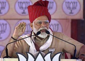 Chandrapur Sabha : ” जिथे सत्ता मिळेल तिथे मलाई खाऊ अशी काँग्रेसची भूमिका !” पंतप्रधान नरेंद्र मोदींचा काँग्रेसवर हल्लाबोल VIDEO