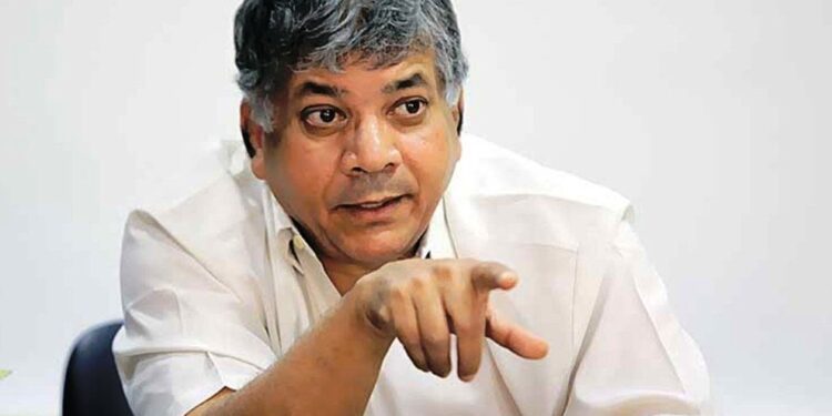 प्रकाश आंबेडकरांचा खळबळजनक गौप्यस्फोट ! महाविकास आघाडीच भाजपसोबत साटलोट ? नेमकं काय म्हणाले प्रकाश आंबेडकर, वाचा सविस्तर